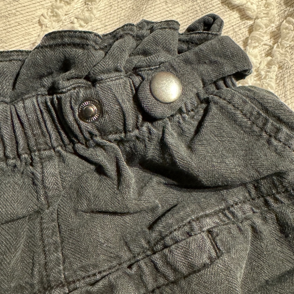Free People Topanga Cuff Shorts paperbag BLACK NEW M pockets athletic athleisure - Picture 8 of 8